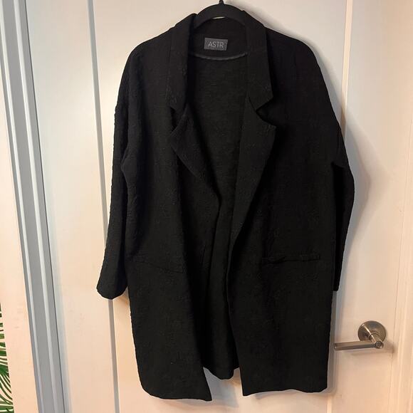 ASTR Black Floral Embroidered Long Blazer Sz M - Picture 1 of 8